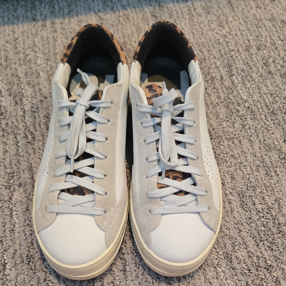 P448 White and Tan Womens Sneakers Worn 1x
